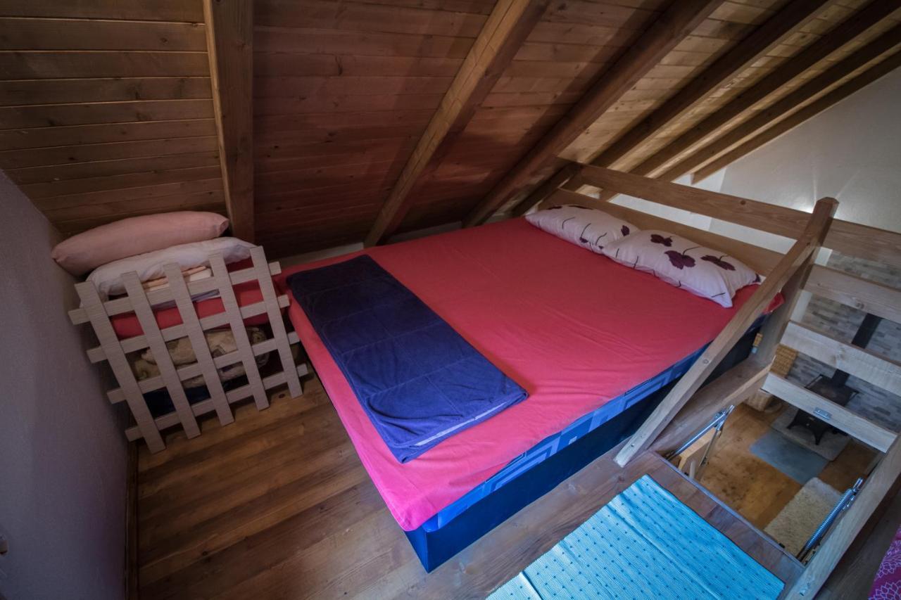 Cabin House Hidden Nest Mostar Eksteriør billede